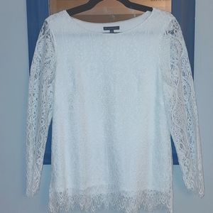 Adreana Papell  women's while laced top with long sleeves M.